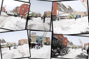 Çatak’ta kar temizleme çalışmaları hız kesmeden devam ediyor